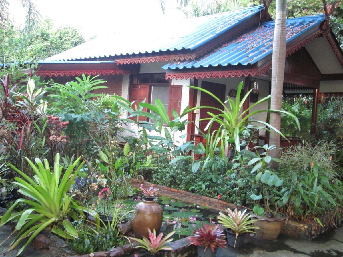 Happiness Resort Sukhothai Exterior foto