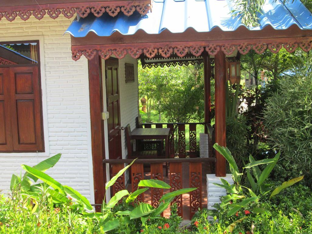 Happiness Resort Sukhothai Exterior foto
