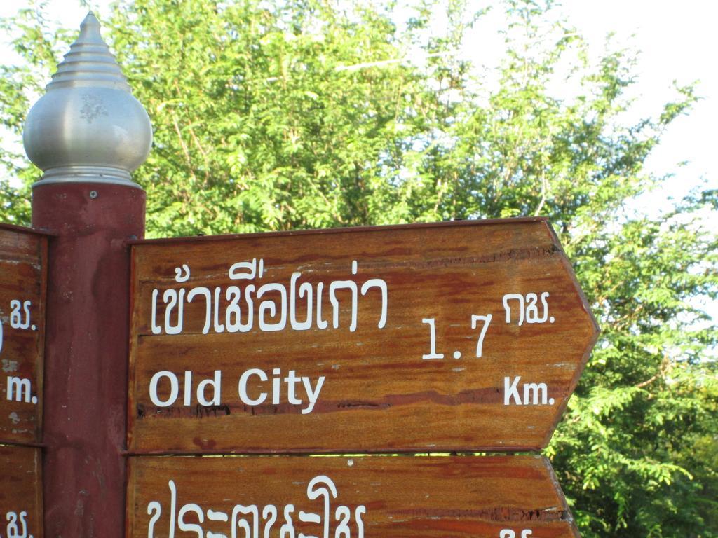 Happiness Resort Sukhothai Exterior foto